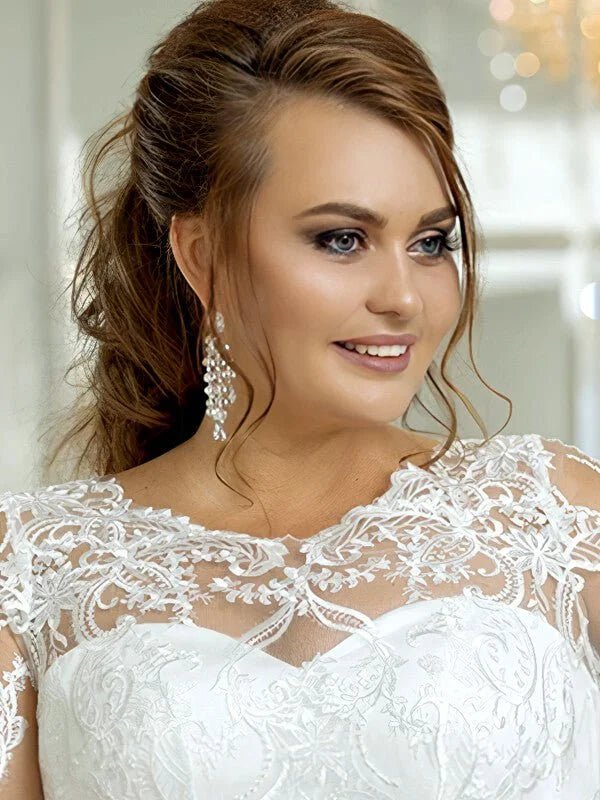 Robe de Mariée Femme Ronde Classique - Vue de dos
