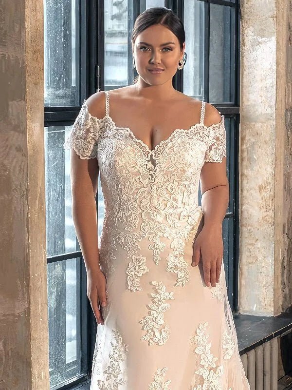 Robe de mariée femme ronde dentelle - Vue de dos