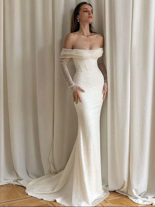 Robe de mariée fourreau dos nu