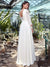 Robe de Mariée Champêtre Style Empire, détail gros plan, broderie et ornements