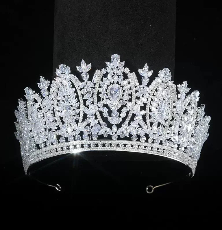 Couronne de Mariée Impériale : diadème de mariée en zircone cubique