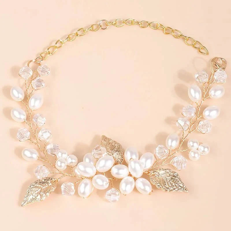 Bracelet de mariage doré, vue détaillée perles et finitions