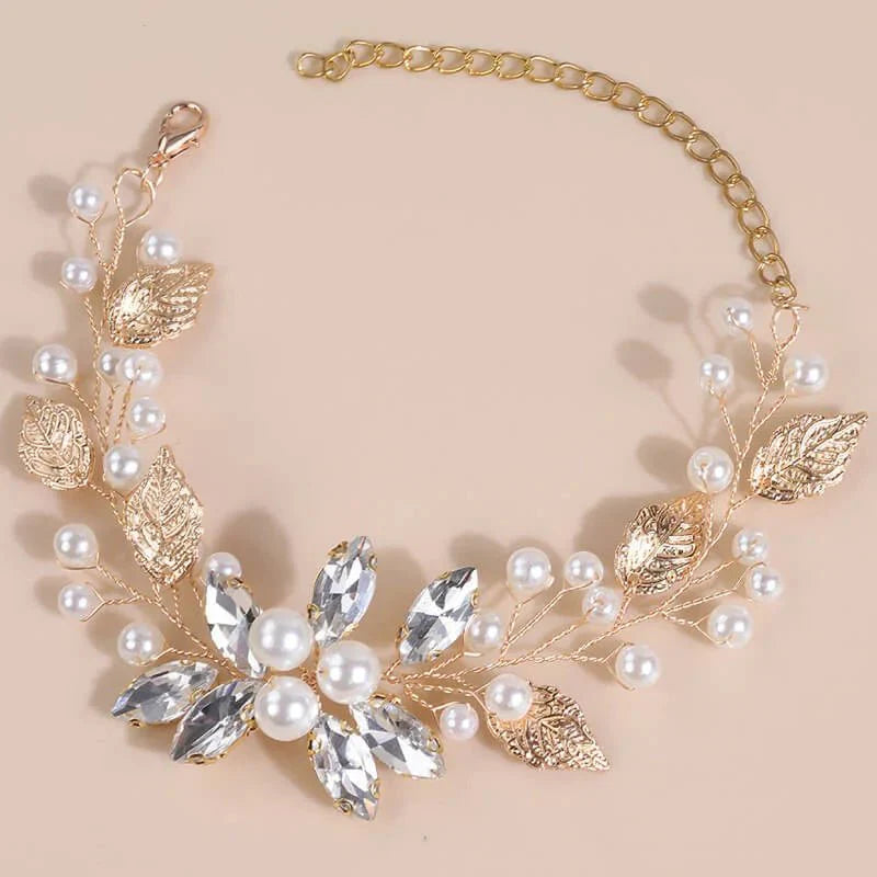 Bracelet de mariée or Marine, vue détaillée perles et finitions