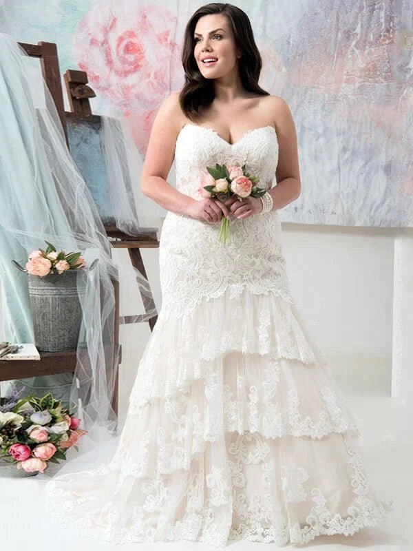 Model de Robe de Mariée pour Femme Ronde - Vue principale