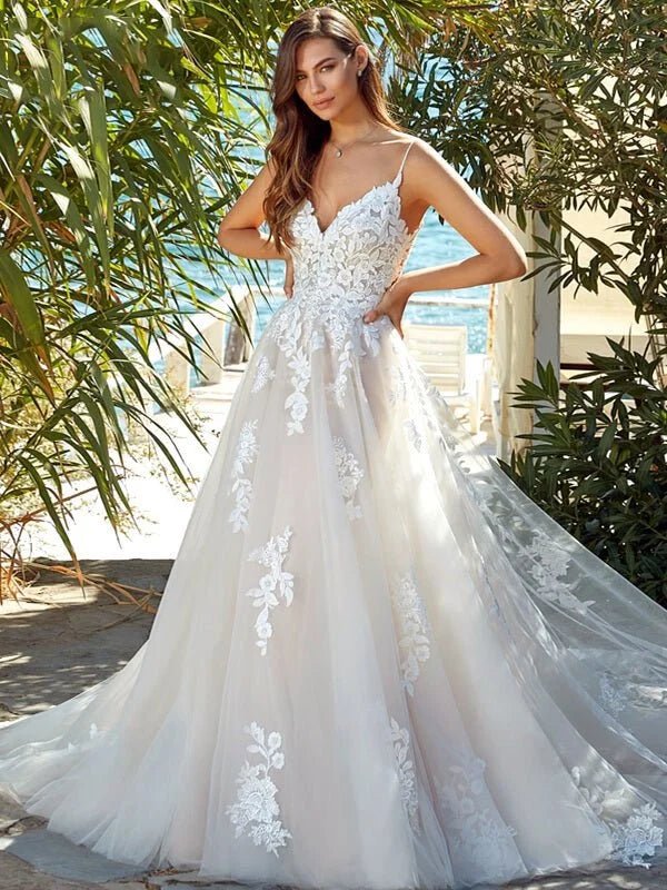 Robe bohème blanche mariage, vue de face, robe de mariée élégante