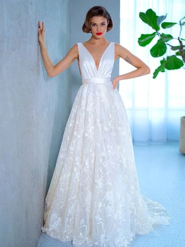 Robe de Mariée Champêtre Moderne, vue de face, robe de mariée élégante