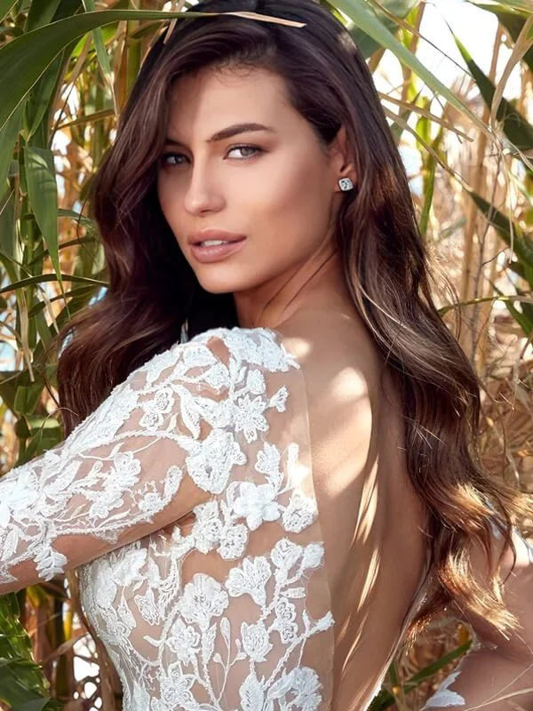 Robe de mariée boho chic, vue de dos, détails et finitions