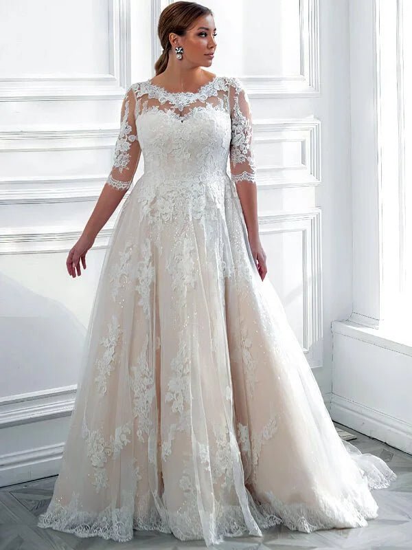 Robe de mariée grande taille champêtre, vue de face, robe de mariée élégante