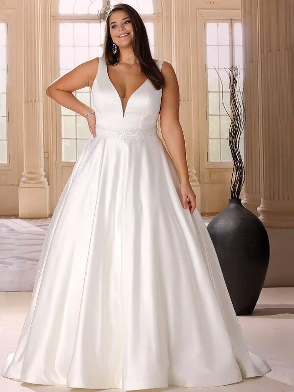 Robe de Mariée Grande Taille en Satin - Vue principale