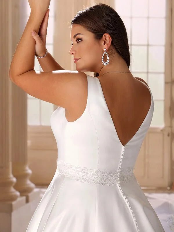 Robe de Mariée Grande Taille en Satin