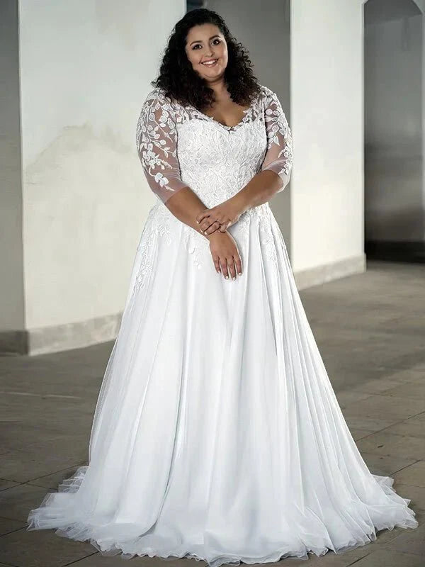 Robe de mariée Grande Taille Manches 3/4, vue de face, robe de mariée élégante