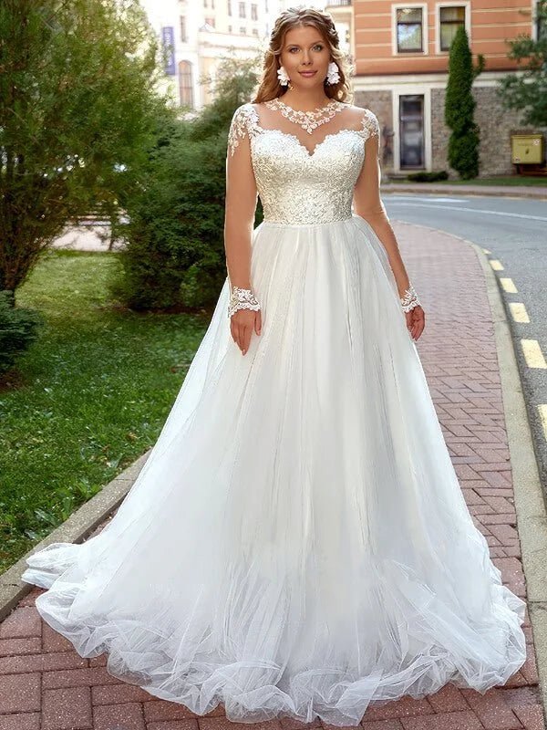 Robe de Mariée Grande Taille Originale, vue de face, robe de mariée élégante