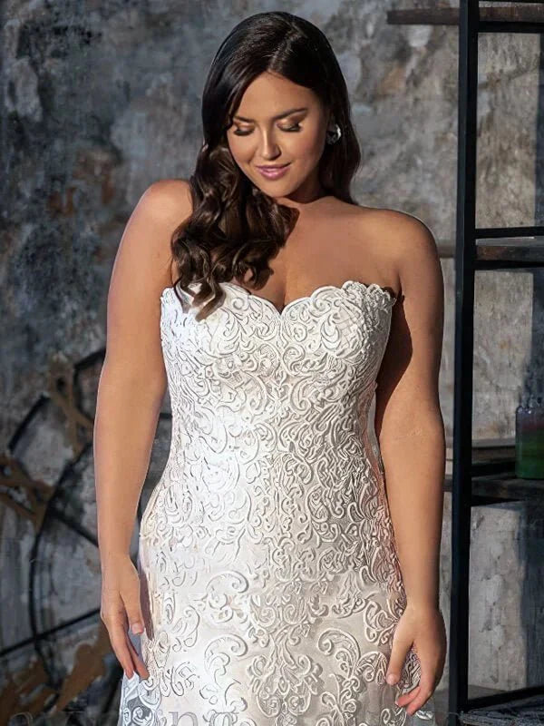 Robe de mariée hiver grande taille, vue de dos, détails et finitions