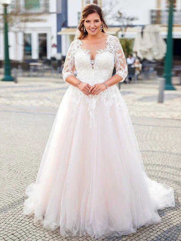 Robe de Mariée pour Femme Ronde avec Manche - Vue principale