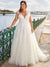 Robe de Mariée pour Femme Ronde de 50 ans, vue de face, robe de mariée élégante