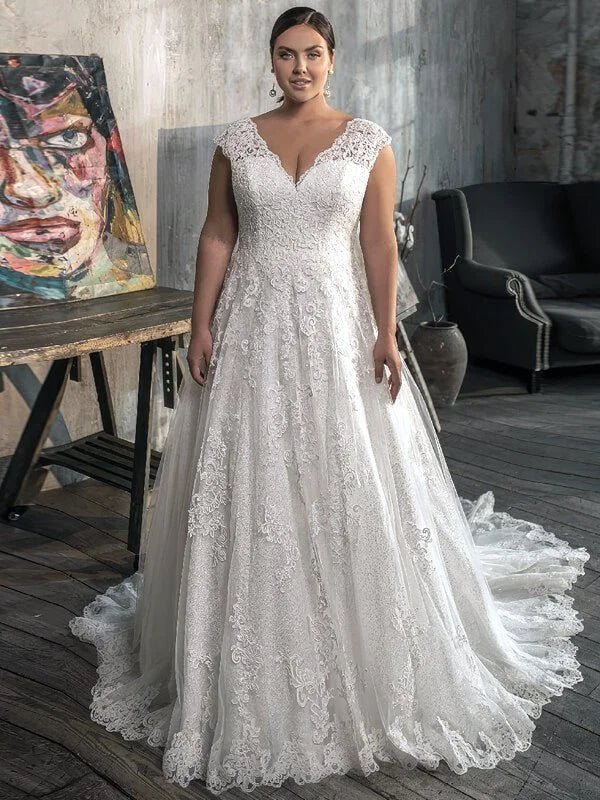 Robe de mariée ronde, vue de face, robe de mariée élégante