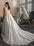 Robe de mariée ronde, détail gros plan, broderie et ornements