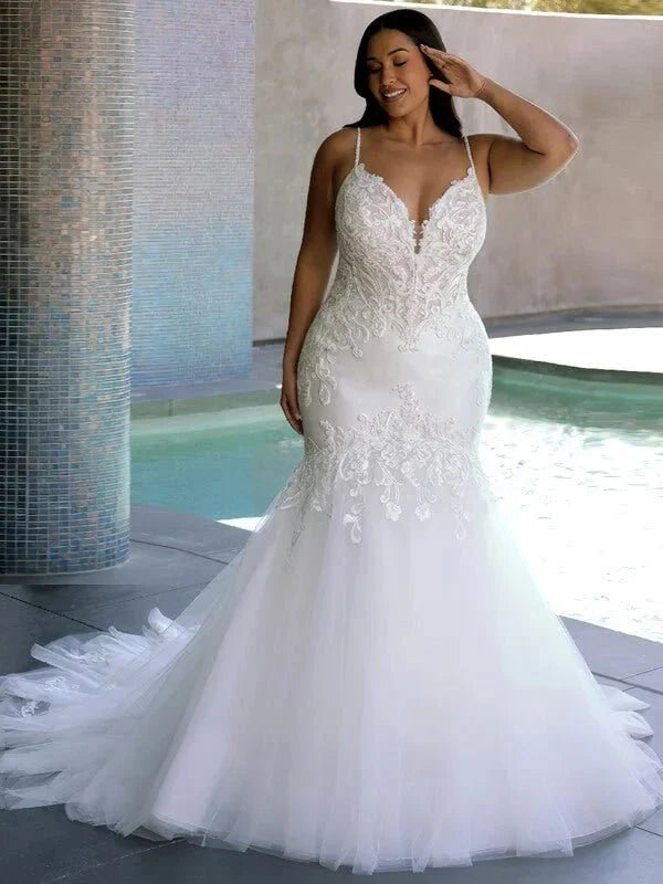 Robe de Mariée Sirène Femme Ronde, vue de face, robe de mariée élégante