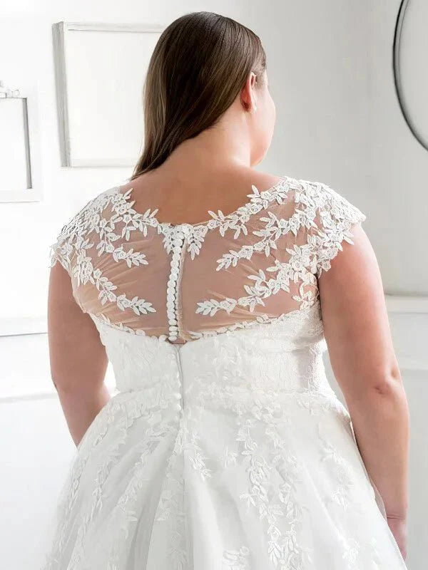 Robe de Mariée Taille Plus, vue de profil, silhouette et tombé du tissu