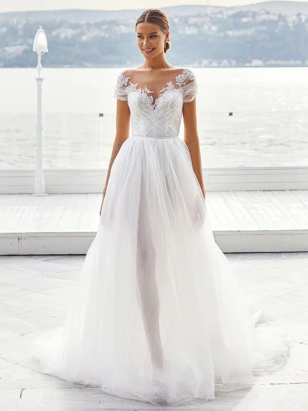 Robe de Mariée Chic et Simple, vue de face, robe de mariée élégante