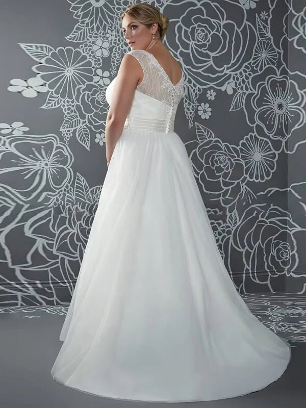 Robe de Mariée Vintage Grande Taille - Vue de côté