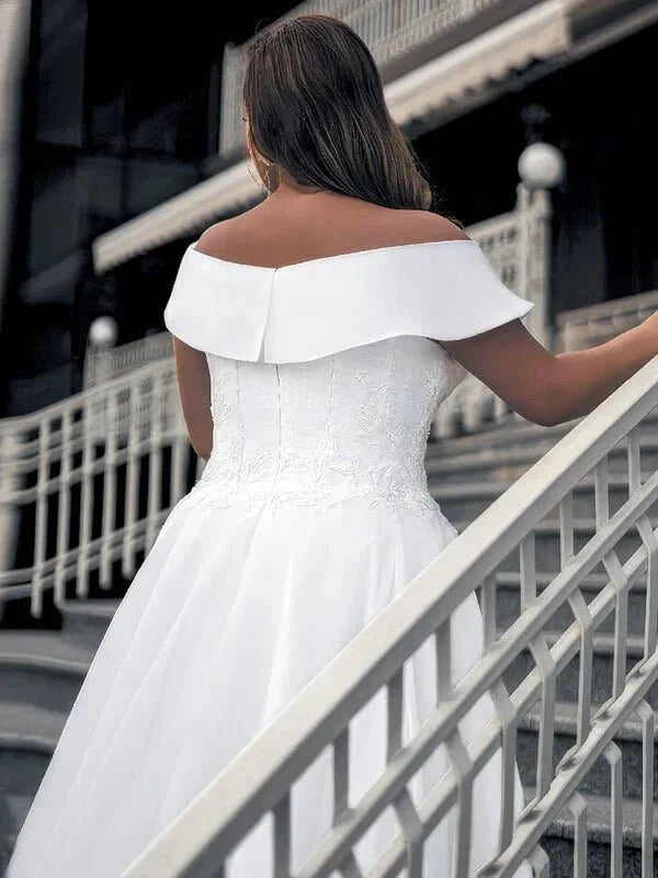 Robe Mariée Grande Taille 2020, vue de profil, silhouette et tombé du tissu
