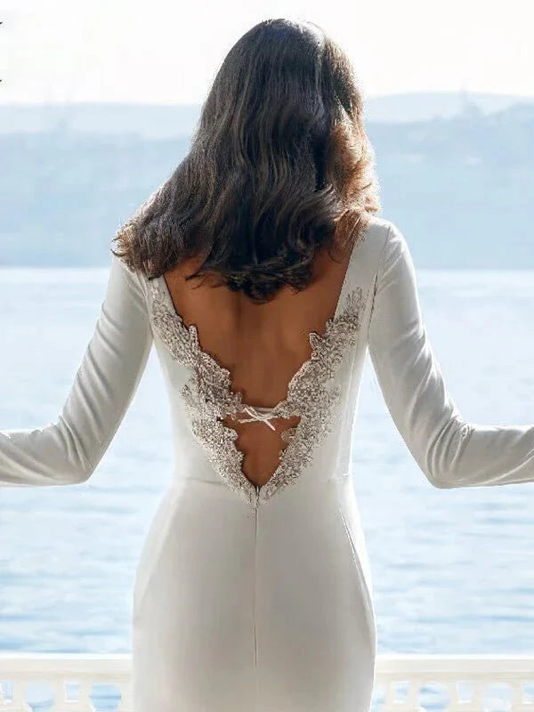 Robe Mariée Sirène Satin, vue de profil, silhouette et tombé du tissu